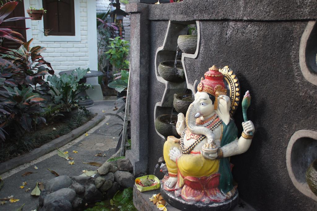New Danas Canggu Guest House 캐로보칸 외부 사진