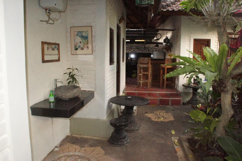 New Danas Canggu Guest House 캐로보칸 외부 사진