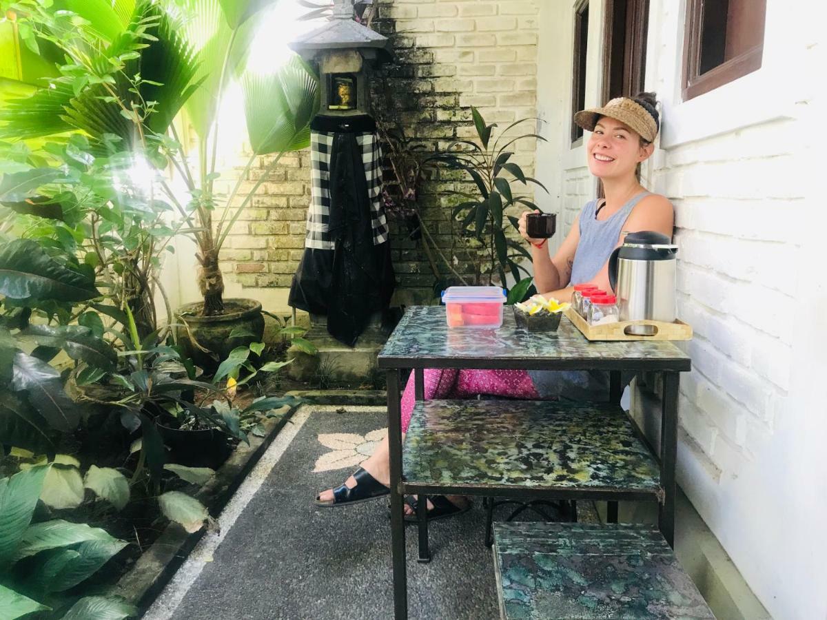 New Danas Canggu Guest House 캐로보칸 외부 사진