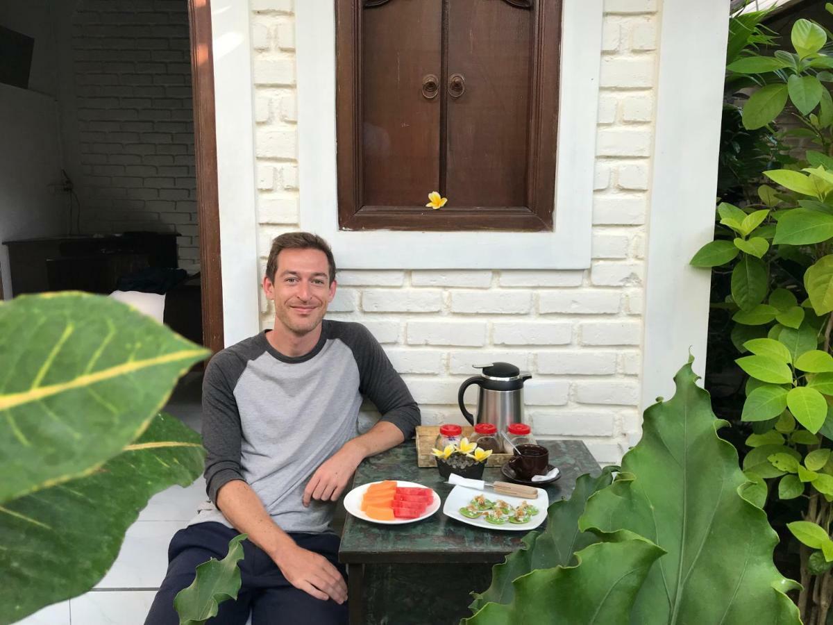 New Danas Canggu Guest House 캐로보칸 외부 사진